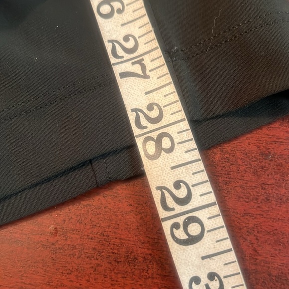 Lululemon On The Fly Pant *28" Dark Olive Sz 2 (First Release) OG - Picture 8 of 8